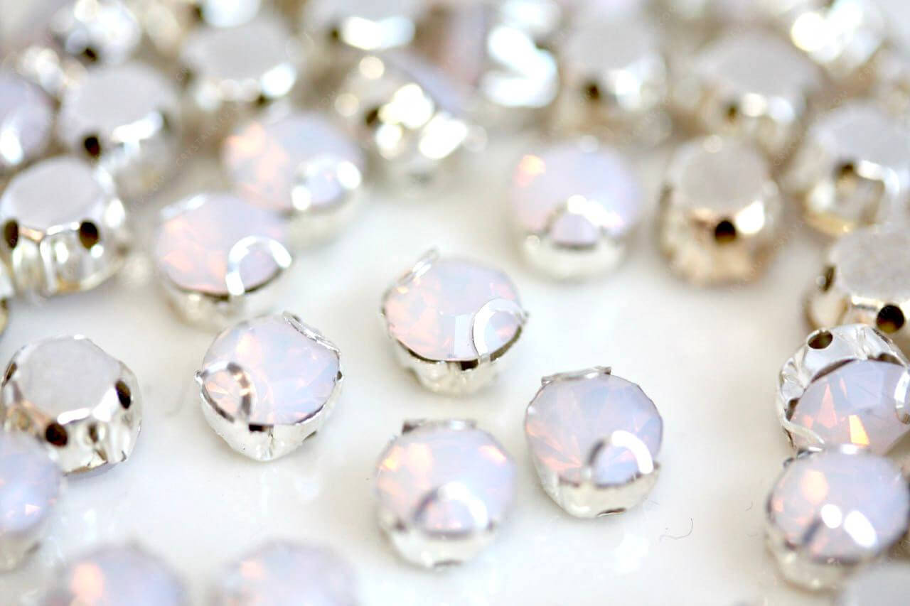 Стрази в цапах White Opal, оправа "дужка"